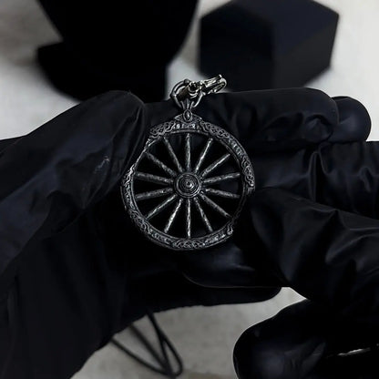 WHEEL HUNTER PENDANT